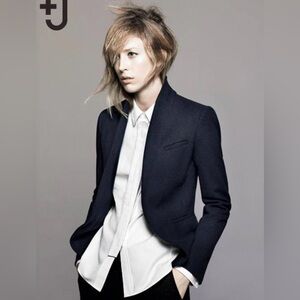 Jil Sander x Uniqlo +J cropped wool blazer